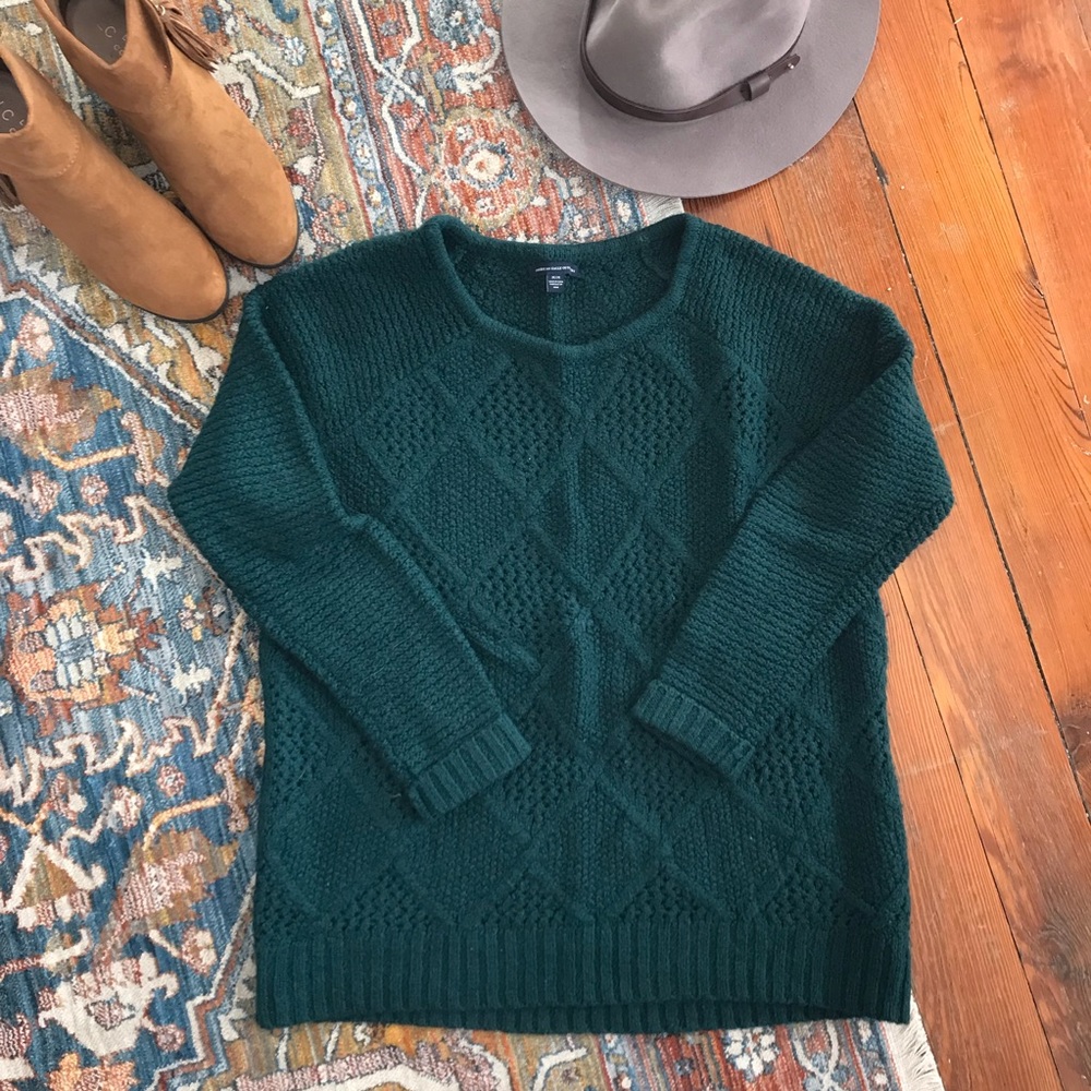 American Eagle Sweater